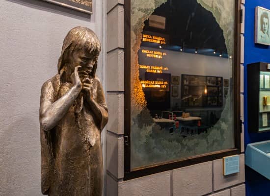 Пешеходная экскурсия в особняк Румянцева (Ленинград в годы ВОВ).